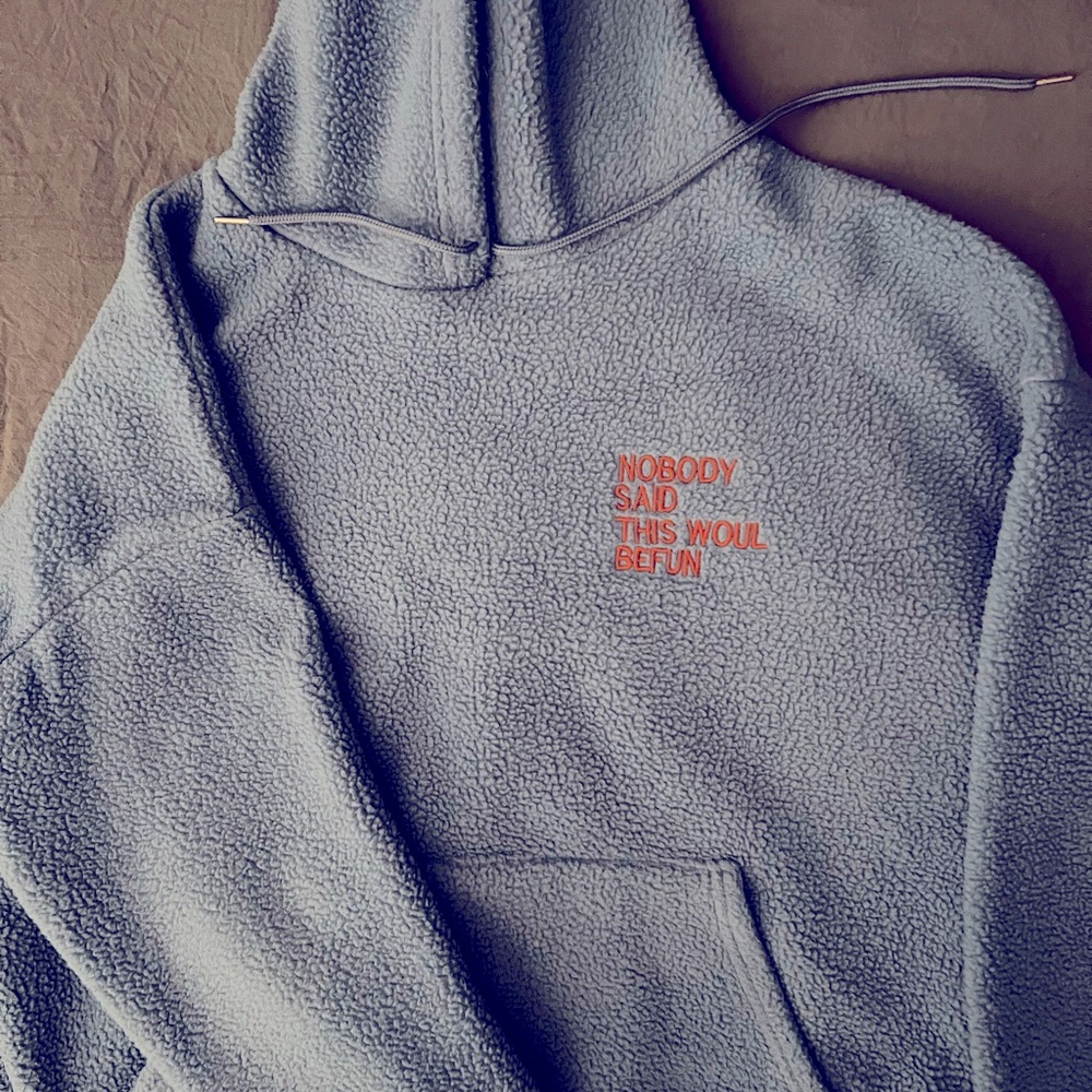 Sweatshirt